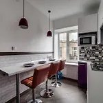 Romantic - центр львова , з видом на місто Lägenhet Lviv