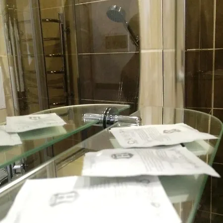 Romantic - центр львова , з видом на місто