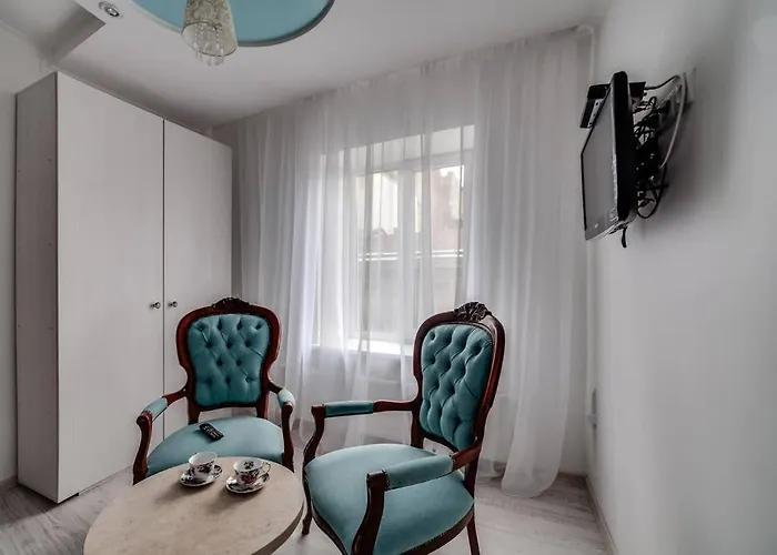 Romantic - центр львова , з видом на місто * Lemberg